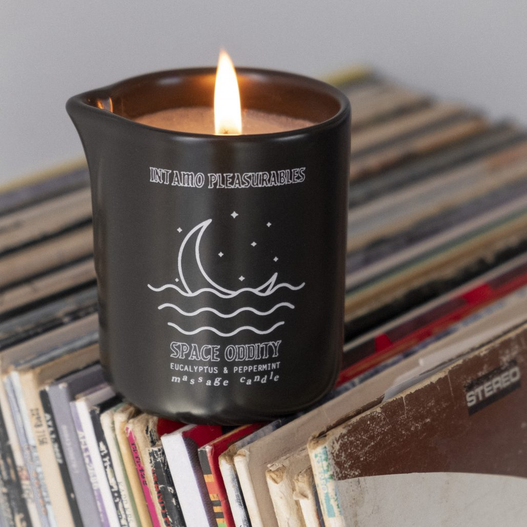 Space Oddity Massage Candle - Eucalyptus Peppermint - Sexy Living