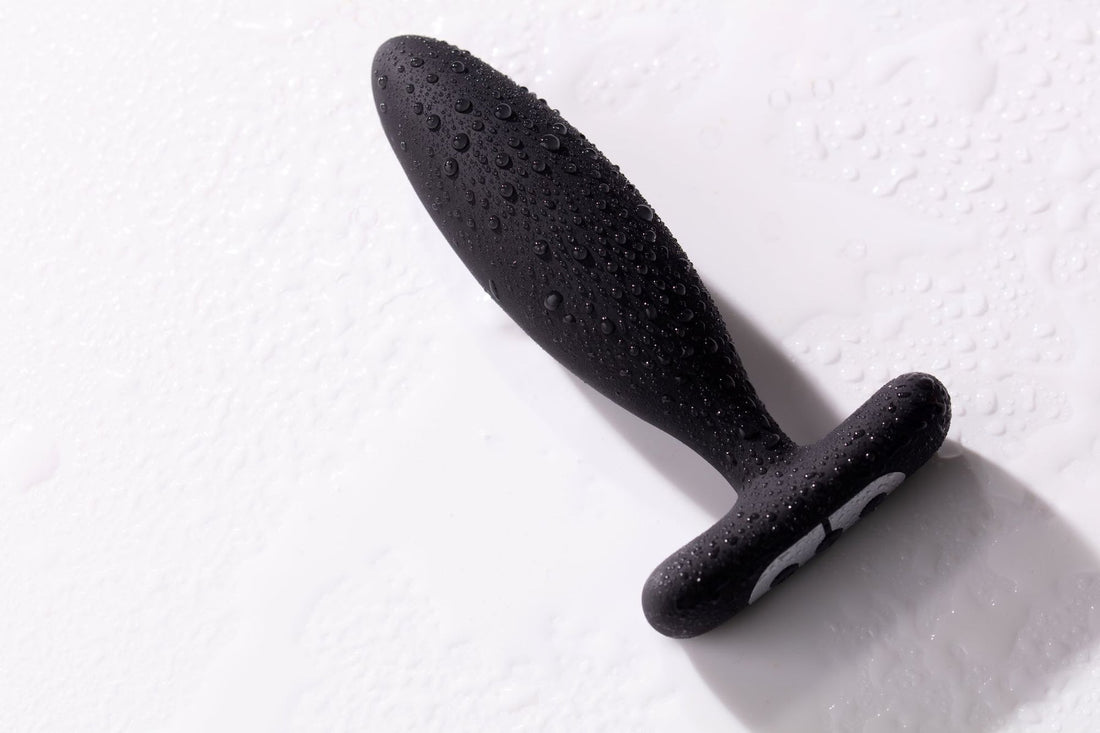 Vibrating Butt Plug Black - Sexy Living